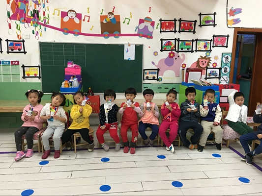 朵朵二班感恩节活动