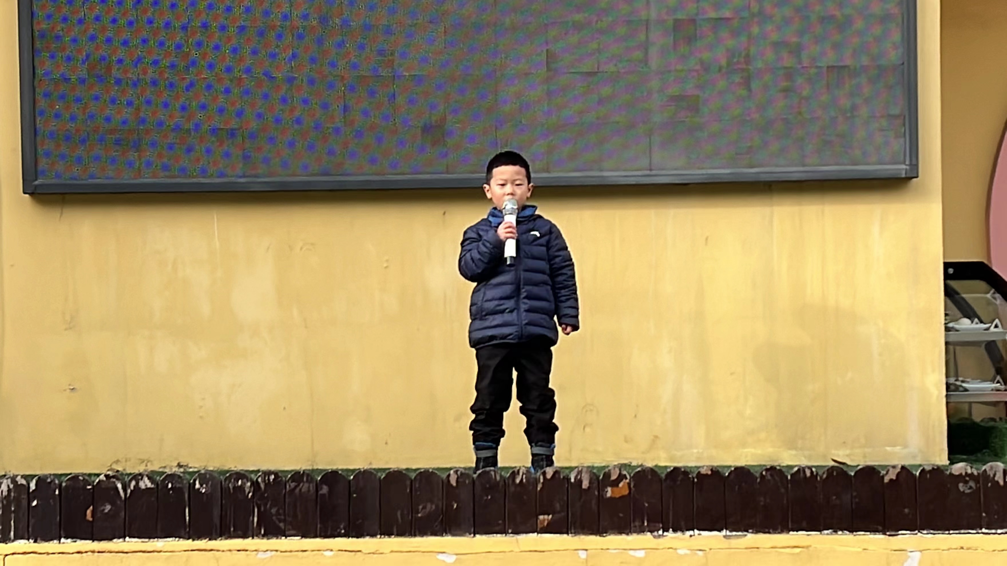 幼儿园舞台表演活动_幼儿园儿歌表演_儿童舞台表演秀