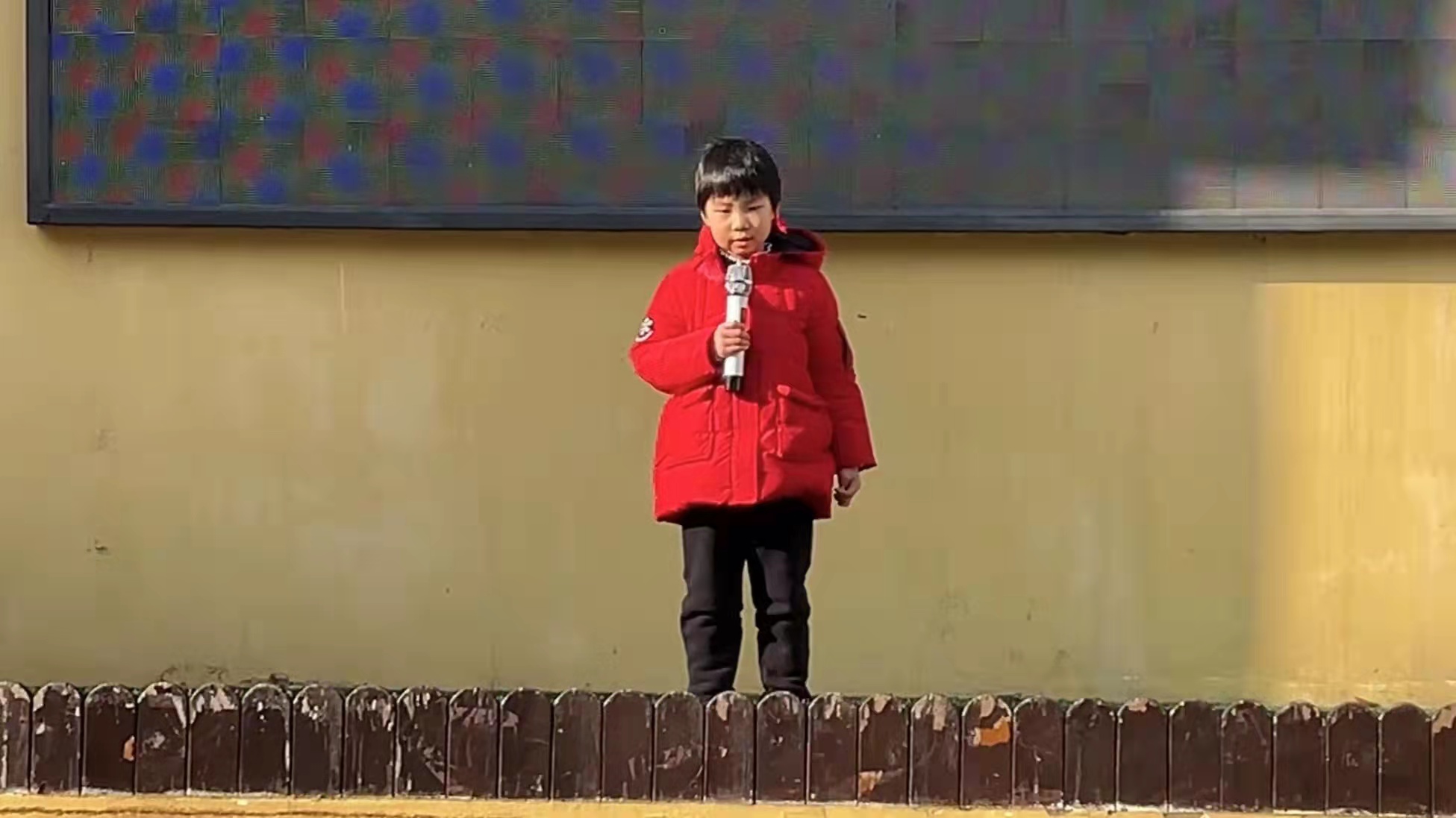 儿童舞台表演秀_幼儿园舞台表演活动_幼儿园儿歌表演