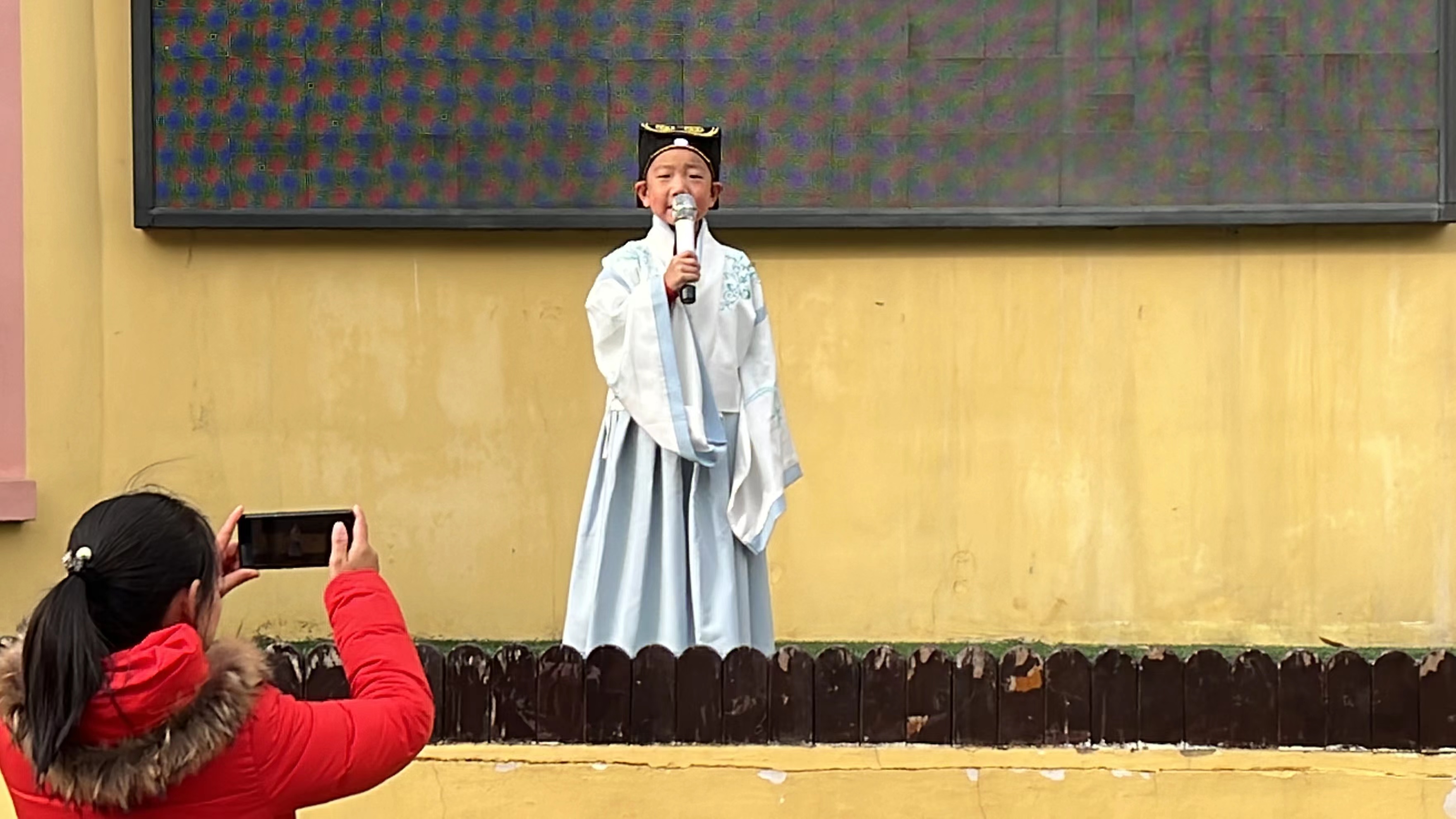 幼儿园舞台表演活动_幼儿园儿歌表演_儿童舞台表演秀